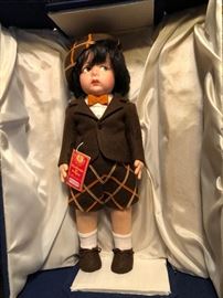 Vintage LENCI Felt Doll 21" with box.  Certification no. 868173
