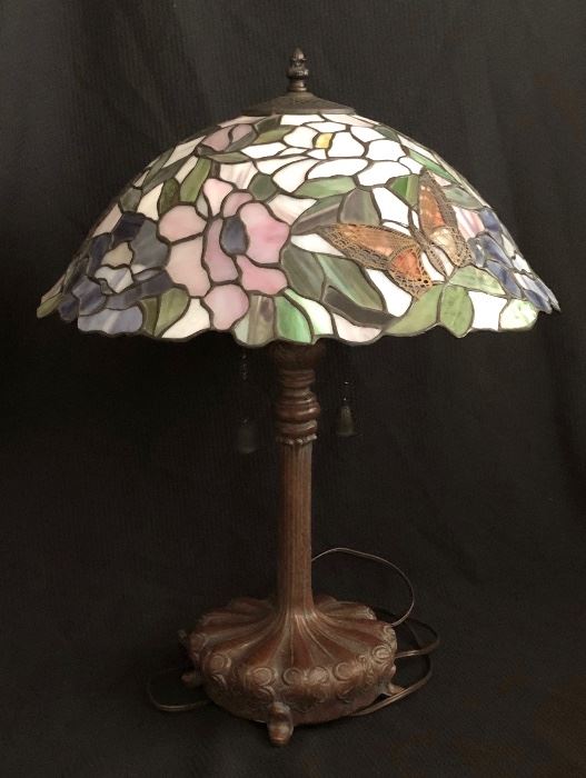 24" Tiffany Style Lamp by Quoizel Collectables