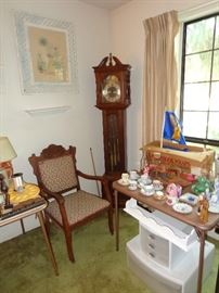 Grandfather clock, Accent Chair