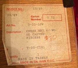 Vintage Foldable Chinese Chess set        http://www.ctonlineauctions.com/detail.asp?id=729006