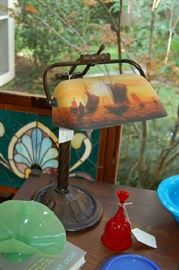 Reverse Paint Shade Student Desk Lamp