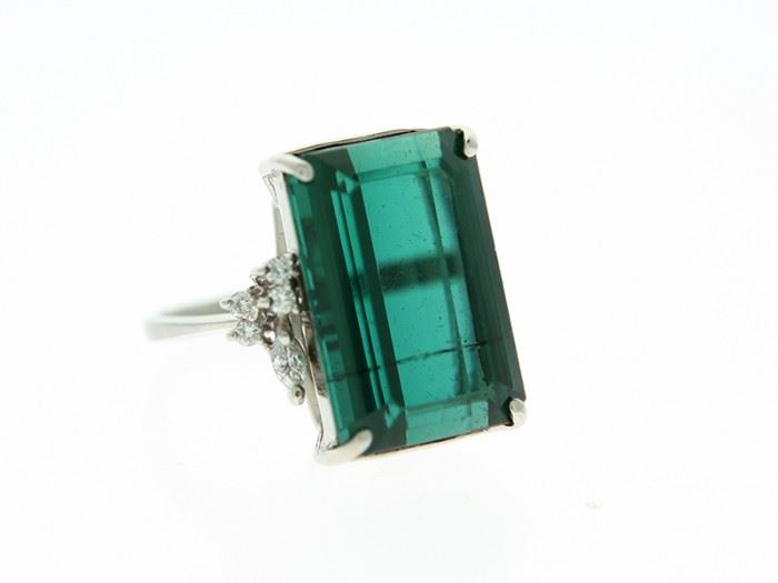 18k White Gold Cocktail Ring with 16.0ct Emerald Cut Tourmaline and Diamonds