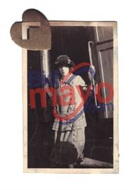 Bonnie Parker On Train Car Steps, 1 5/8" x 2.5"