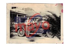 Bonnie Parker and Buck Barrow, 3.25" x 2 3/8"