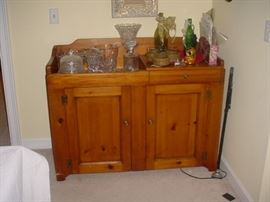 One of the dry sinks