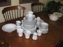 61 pc, fine china
