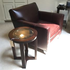 Pair of side tables - great condition! 
