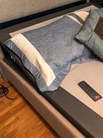 Serta multi position electric mattress with remote. Massage and positional options.