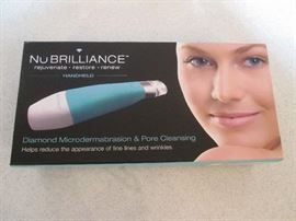 "NuBRILLIANCE Microdermabrasion & Pore Cleansing", NIB