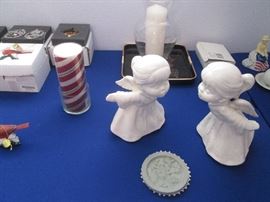Kissing Angels Figurines