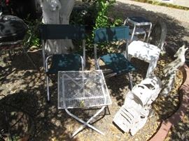 Accent Yard Furniture and Folding Chairs