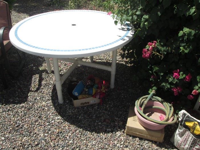And yet, another Patio Table!