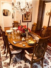 Single pedestal dining room table and 6 chairs $250