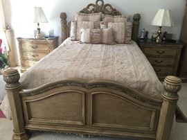 Michael Amini Bedroom furniture- perfect condition