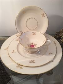 Rhodora by Lenox place settings