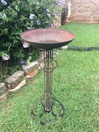 wonderful yard art pieces