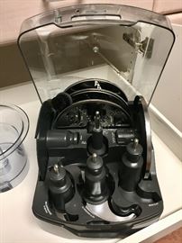 Breville Sous Chef Food Processor. May have been used only a couple of times. 