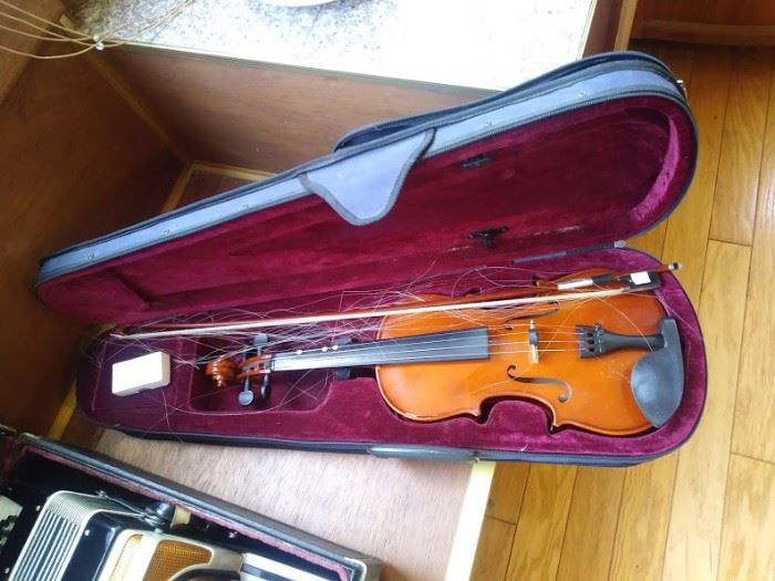 Children's violin. 