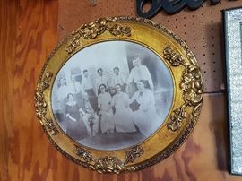 Vintage Gold Leaf Oval Family Portrait 