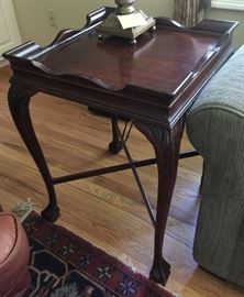 15. Georgian Style Carved Mahogany End Table AS IS (1'8'' x 2'3'')
