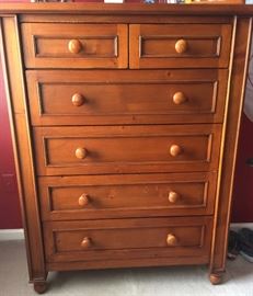 38. Pottery Barn Thomas Collection 6 Drawer Dresser (3'2'' x 1'7'' x 48'')