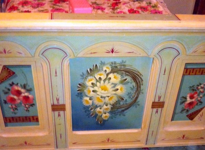 Wonderful Antique Hand Decorated Cottage Bed Set