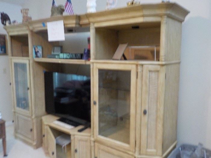Wall Unit..can be separated