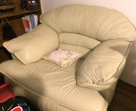 Oversized Comfy Leather Chair (Has Matching Sofa, Love Seat and Ottoman