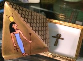 Limited Edition Limoges J. Dumont Signed/Numbered Trinket Box 20/500