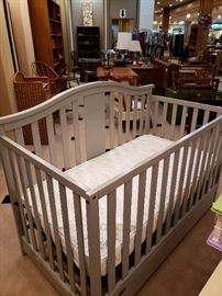 Nice Graco Baby Crib