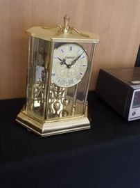 Kundo anniversary clock.