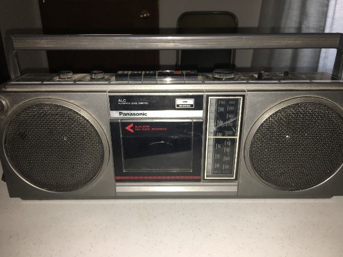 Vintage boombox. Working cassette player! Rare find!