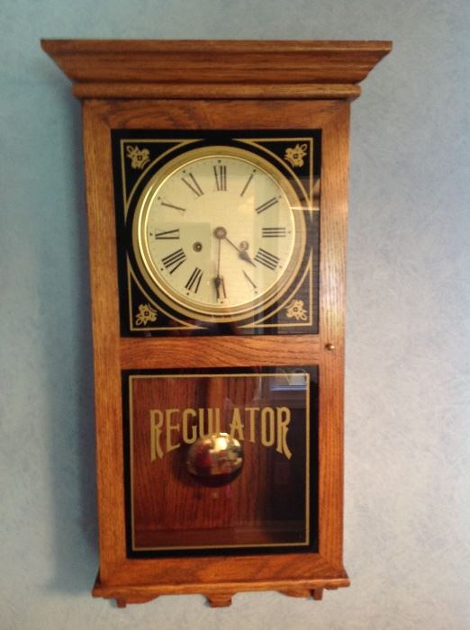 Mechanical clock with a lovely ticking sound.