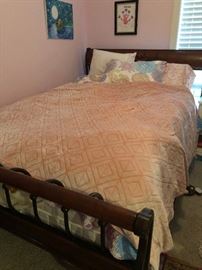 Maggie bed