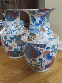 CHINESE VASES WITH DOG HEAD RAISED RING HANDLES (pair)
