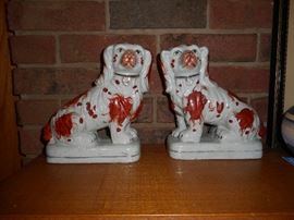 Foo Dogs
