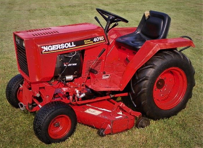 Ingersoll compact tractor model 4016, Hyd. drive & PTO with Onan engine 