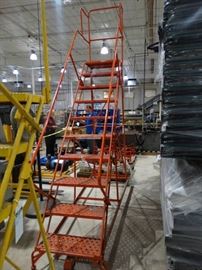10 step rolling warehouse ladder