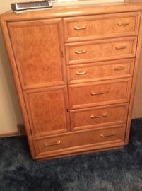 5 pc bedroom set - queen size bed, dresser with mirrors, chest of drawers, 2 night stands