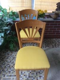 Vintage table and Chairs