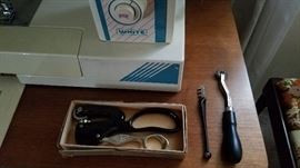 Vintage sewing items