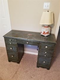 Small desk 