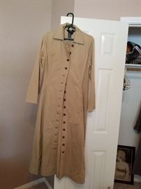 Women's trench coat size 14 - The Peterman Company