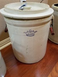 5 gallon crock with lid