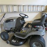 Craftsman Riding Lawnmower