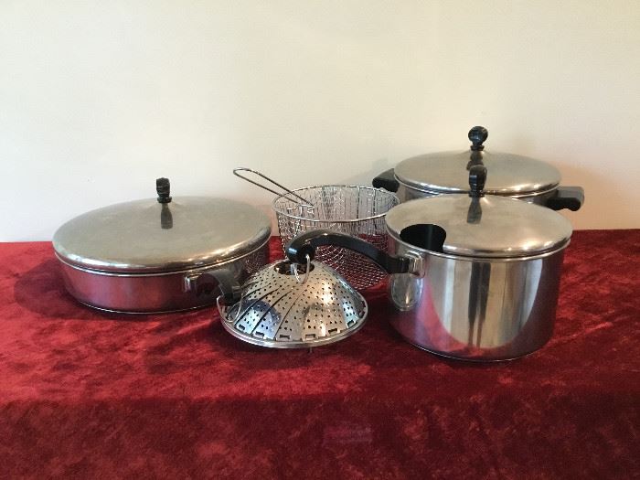 3 Farberware Durable Stainless-Steel Cooking Pots             https://ctbids.com/#!/description/share/27557