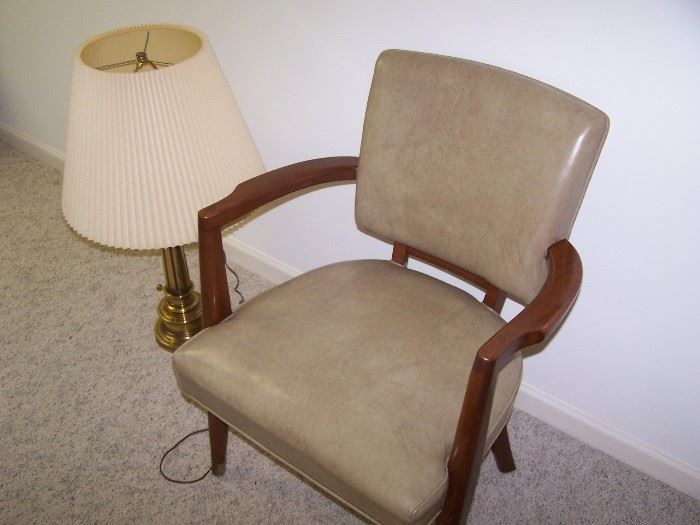 ONE OF A PAIR OF CHAIRS & BRASS LAMP
