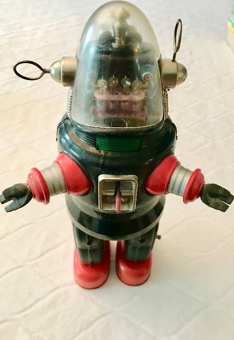 Vintage Robby the Robot Mechanized Robot Showa Japan in box 50's Original RARE!!!          *** I accept Credit Card Payment or Paypal by Phone 1 Hr After Sale Start Time. We offer Shipping also.                                                    