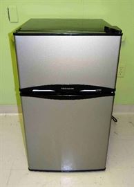 Frigidaire Dorm Refrigerator