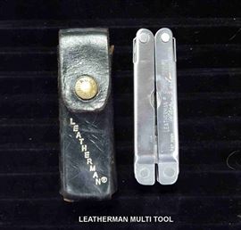 Leatherman Multi Tool w/ Case